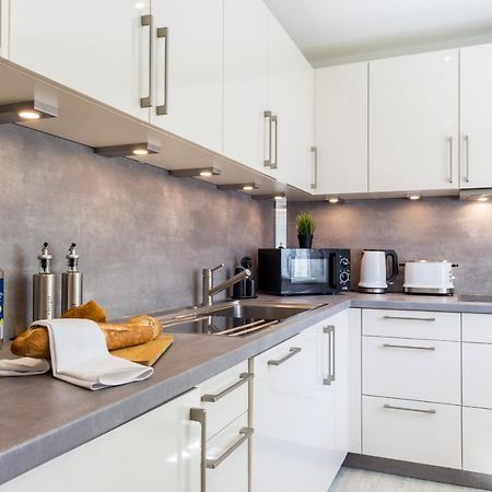 פרידריכסהאפן Apartment Eastside Mit 3 Zimmern Fur Bis Zu 5 Personen Mit Balkon מראה חיצוני תמונה